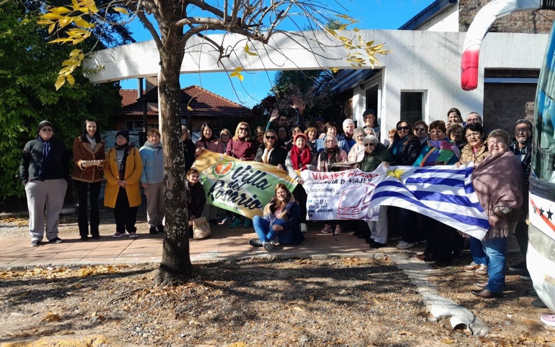 Turistas uruguayos visitaron Villa del Rosario