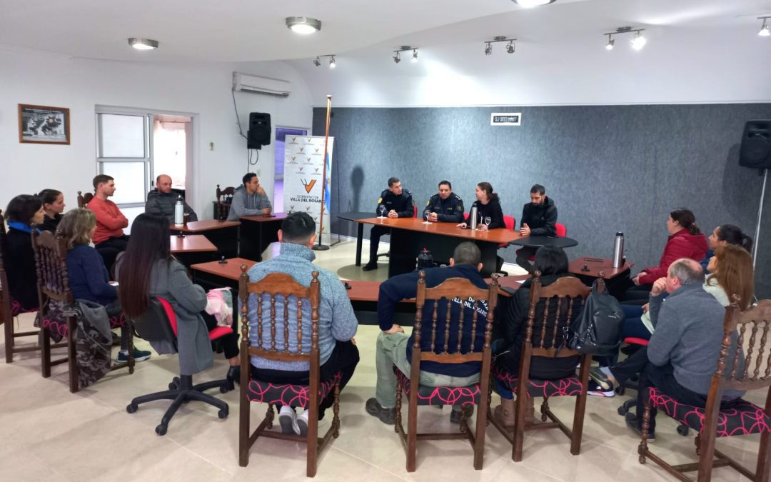 Autoridades del Gobierno de Villa del Rosario se reunieron con los jefes de la Policía local