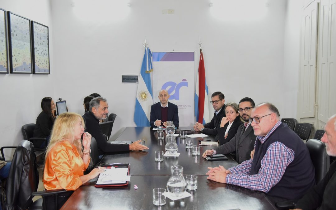 Paritaria estatal: Provincia ofreció un 14% de aumento en tres tramos