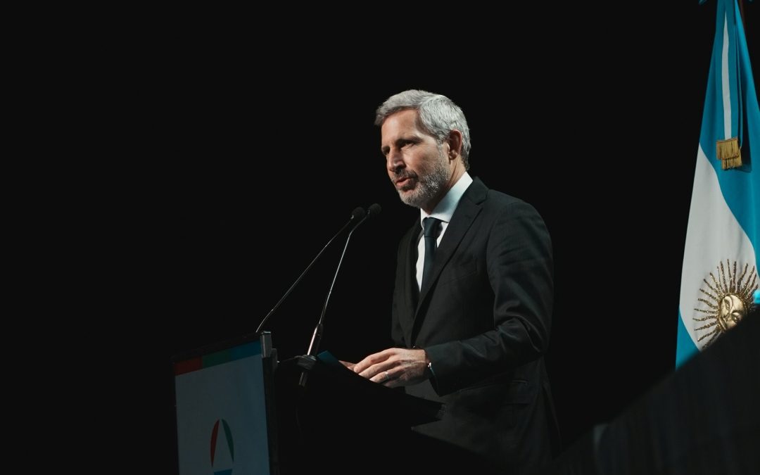 Frigerio busca inversiones en España para obras de infraestructura en Entre Ríos