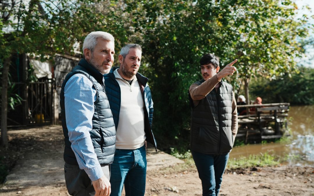 Frigerio recorrió zonas afectadas por la creciente del río Uruguay en Colón
