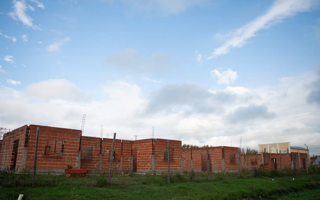 Trabajan para terminar viviendas en Federal y Los Conquistadores