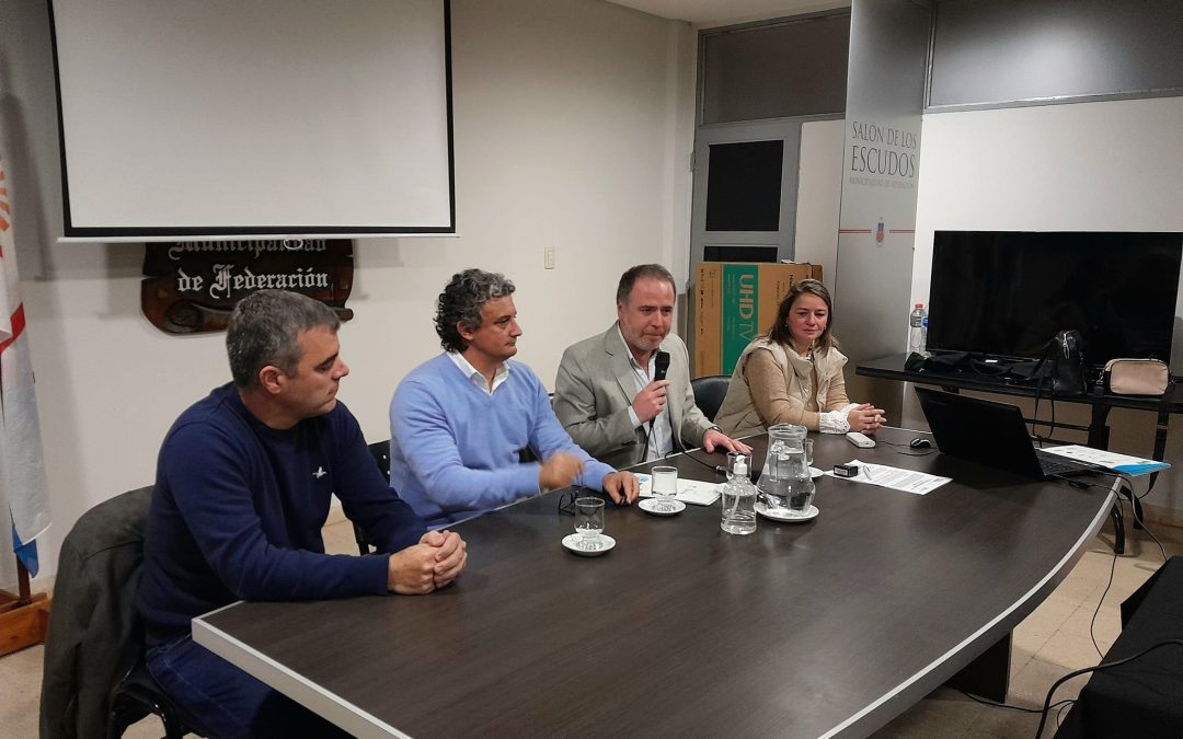 Se presentó en Federación el programa “Puente al Trabajo”