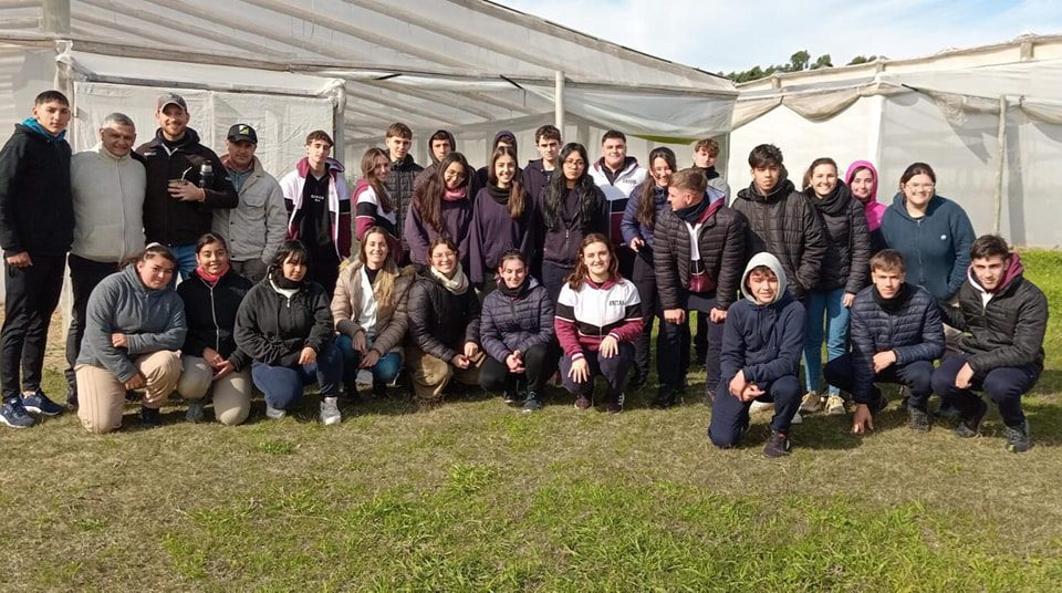 Por un proyecto educativo, estudiantes visitaron Santa Ana