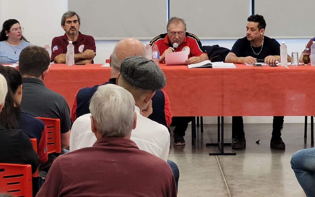 Dirigentes de Bomberos Voluntarios de Villa del Rosario participaron de la Asamblea de la Federación Entrerriana