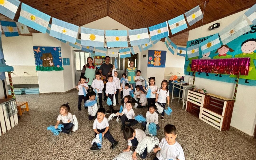 Escuelas de Villa del Rosario y su zona rural celebraron el Día de la Bandera