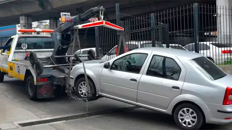 Marcha atrás: El Gobierno nacional restituirá el servicio de grúas a los seguros