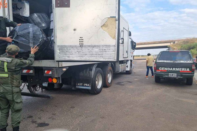 Autovía 14: Gendarmería Nacional secuestró más de 600 cubiertas en la región