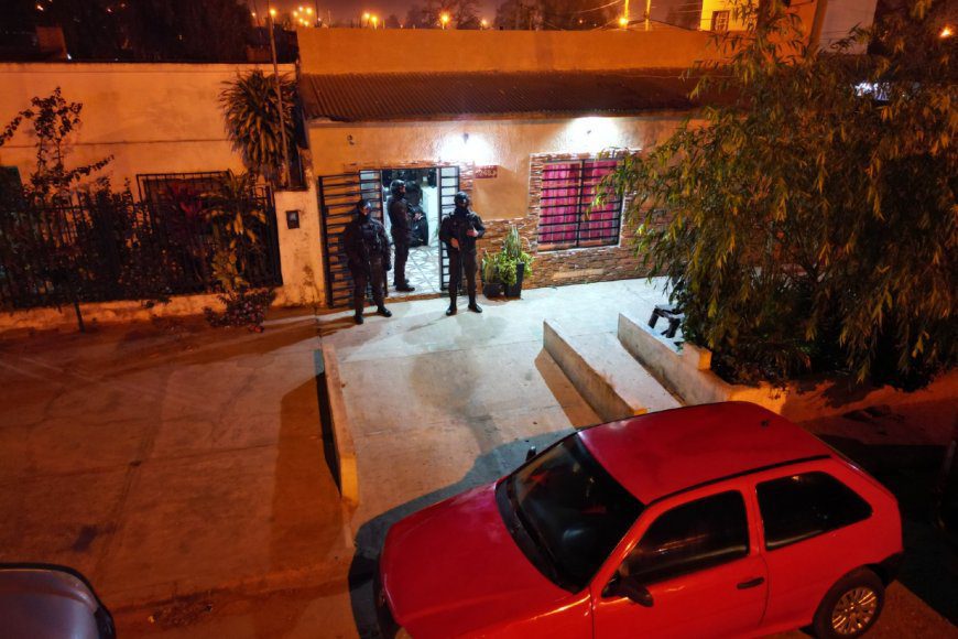 Conocido gremialista de Concordia fue identificado por la Policía en allanamientos por narcomenudeo: Participaron efectivos de Chajarí