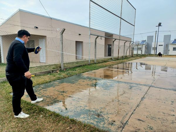 Iniciaron trabajos de reacondicionamiento y restauración en el Playón Deportivo Municipal