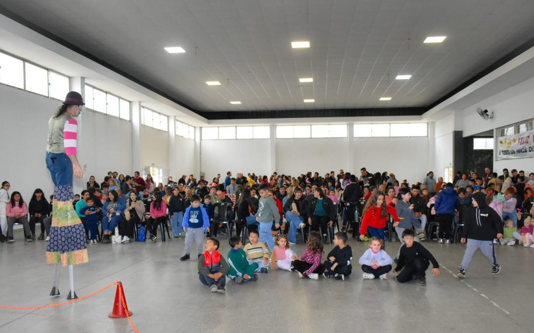 Con gran convocatoria, se realizaron los festejos por el Día del Niño en Santa Ana