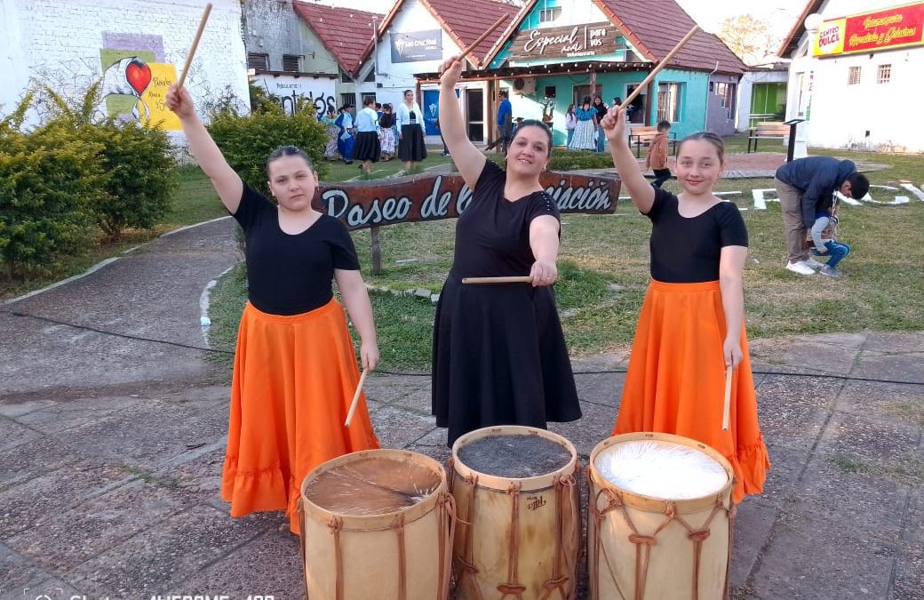 Santa Ana presente en el 1° Encuentro de Danzas Folclóricas en Federación