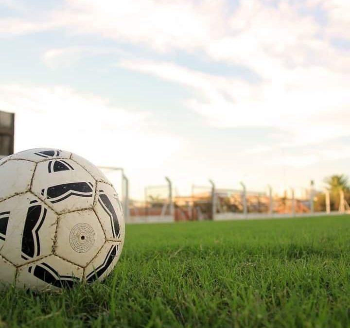 Fútbol local: Dura derrota de Independiente en la Caldera