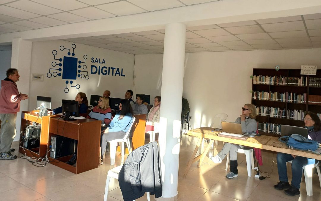 Villa del Rosario: Inició un nuevo curso de computación para jubilados y pensionados de PAMI