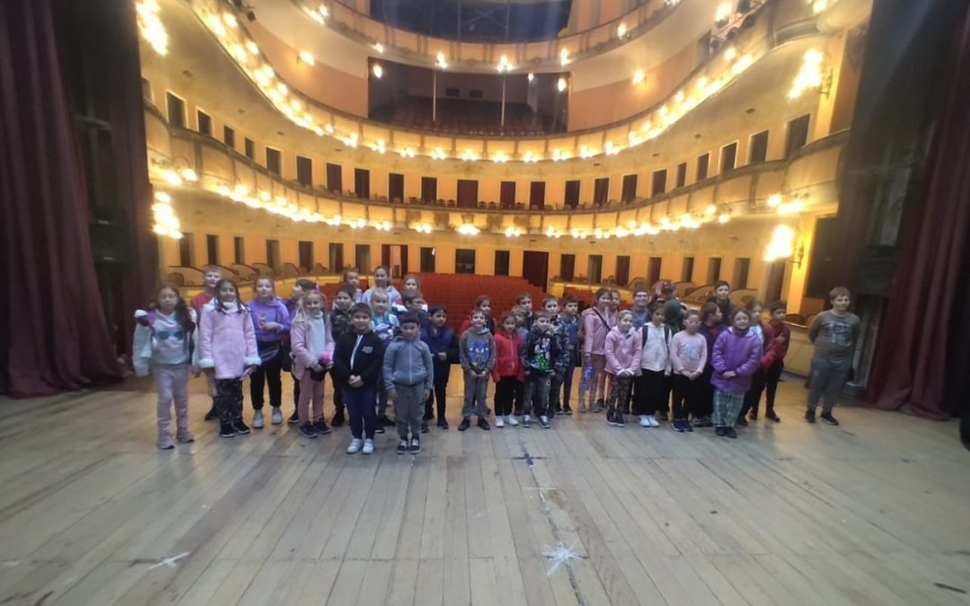 Con aporte de la Junta de Gobierno de San Ramón, alumnos de escuelas primarias realizaron un viaje educativo