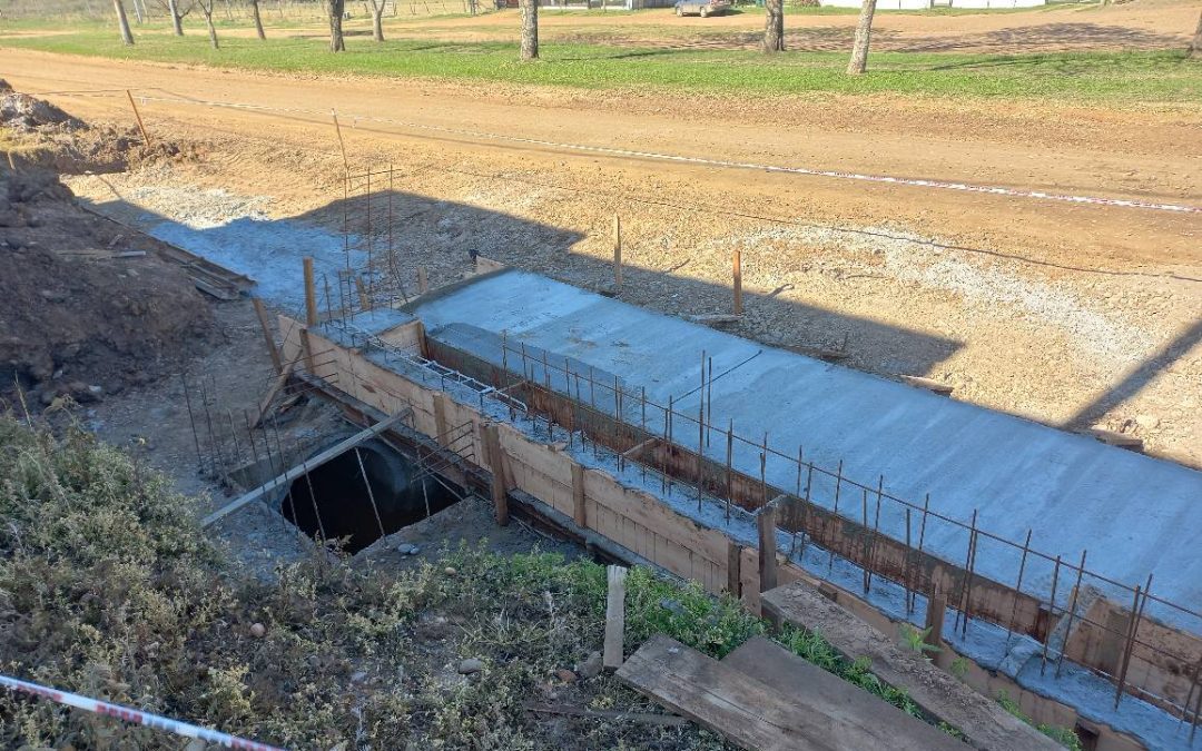 El Municipio ejecuta trabajos en arterias de la localidad y zona rural