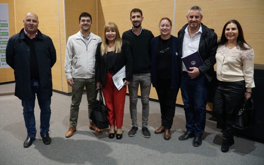 Perini y Cortiana participaron del debate por la reforma electoral en Concordia