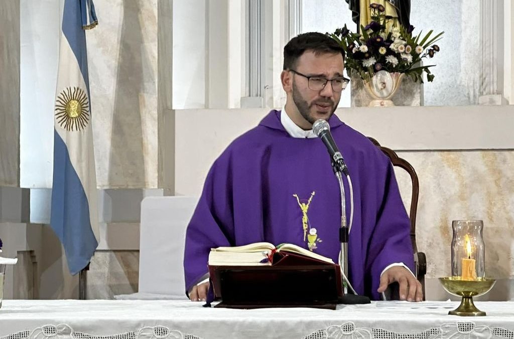 El sacerdote Matías Cardoso fue designado como vicario de la parroquia Nuestra Señora del Rosario