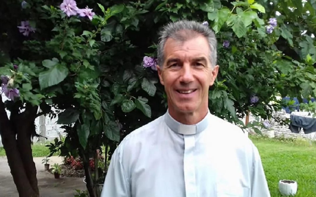 El cura Petelín, sobre el crecimiento alarmante de las adicciones: “Arman las drogas en familia como si fueran tortas fritas”