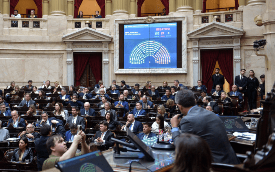 Con el voto de la chajariense Ballejos, que reemplazó a Galimberti, el oficialismo logró blindar el veto de Milei a la movilidad jubilatoria