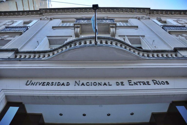La UNER emitió un comunicado oficial dirigido a los legisladores que decidirán sobre el veto de Milei al financiamiento de las universidades