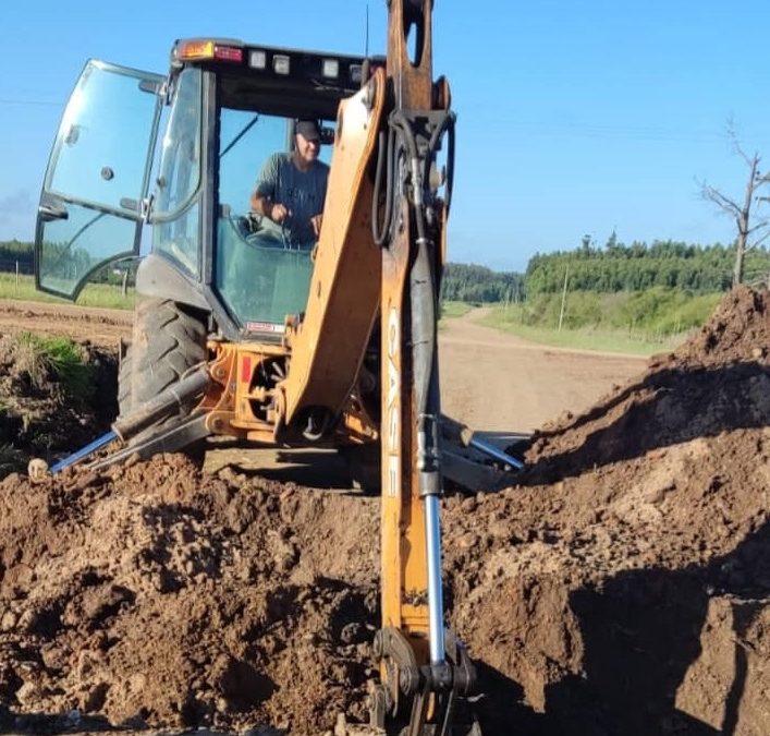 El Municipio ejecutó trabajos de mantenimiento de caminos en colonia Villa del Rosario