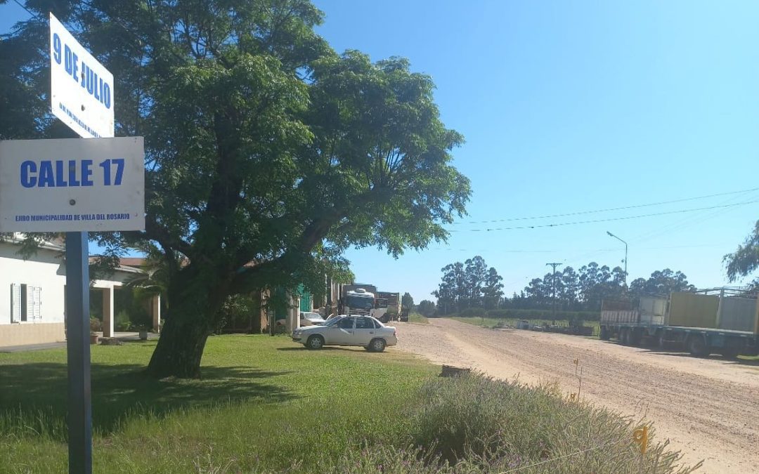 El Gobierno de Villa del Rosario realiza la renovación de cartelería de nomenclatura en caminos rurales