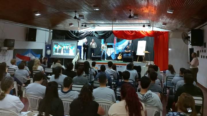 El libro «La última estrella» se presentó en Villa del Rosario