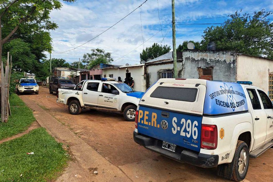 Cayó red de colombianos: Simulaban vender muebles, pero tenían armas, cocaína, éxtasis y comprobantes de préstamos usureros