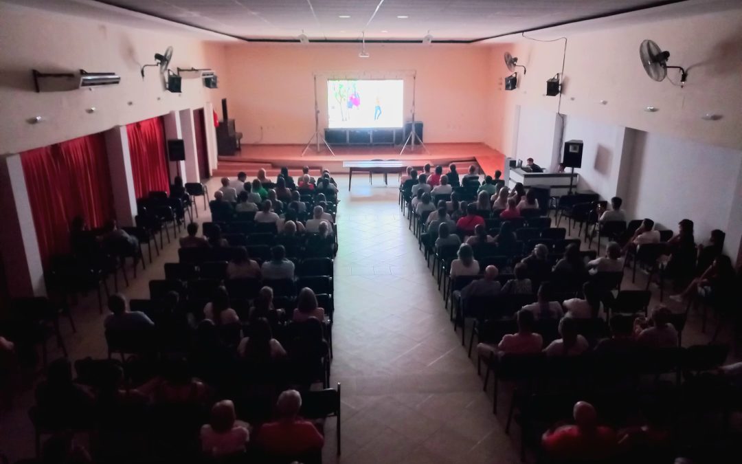 Con muy buen marco de público, se presentó en Villa del Rosario el documental sobre la muerte de Alejandra Martínez