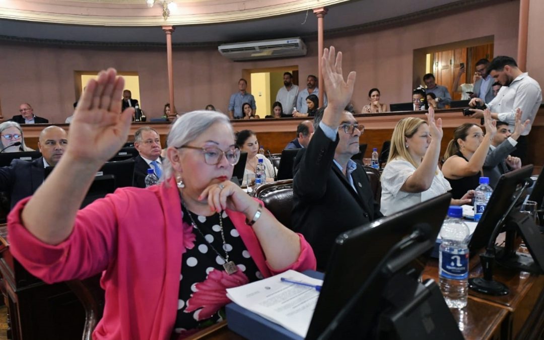 Con foco en salud, educación, seguridad y obra pública se aprobó el presupuesto provincial 2025