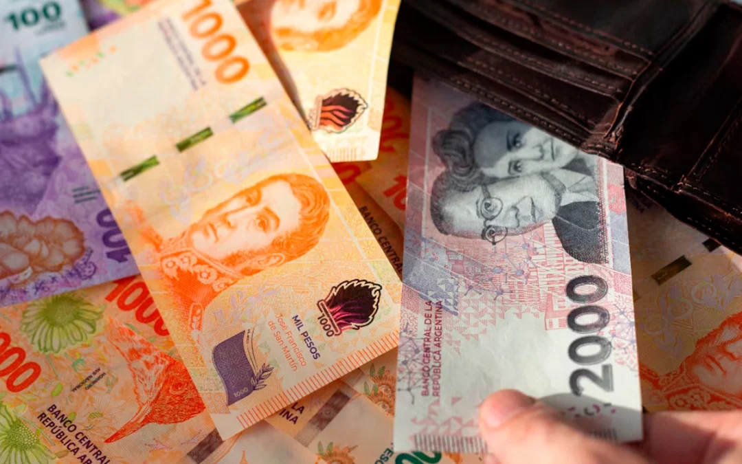 Gobierno fijó el Salario Mínimo por decreto: los montos de diciembre a marzo