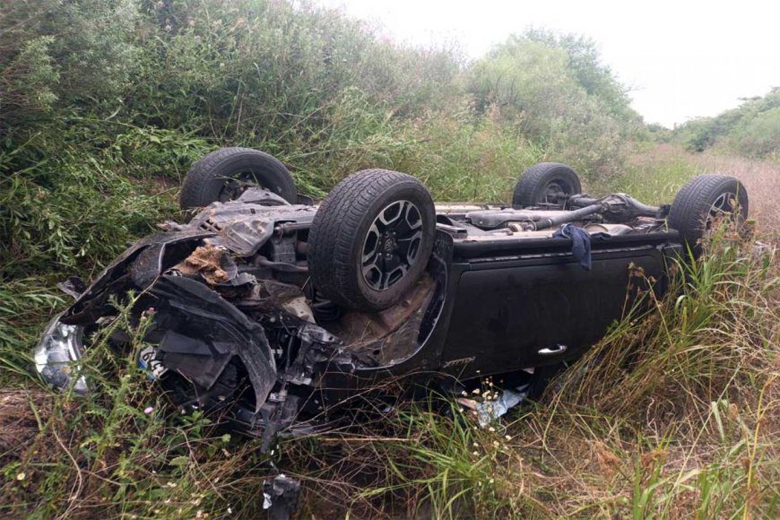 Ex director de la Aduana e intendente entrerriano sufrieron lesiones leves tras vuelco de un auto
