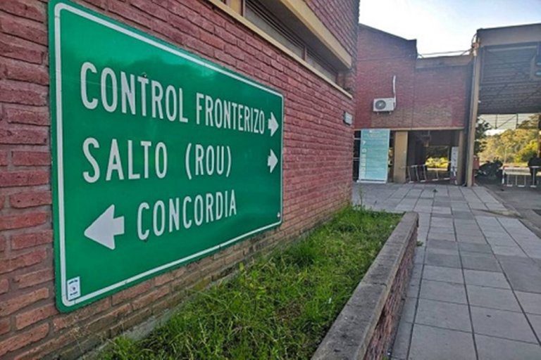 Condenan por contrabando al director de la Aduana de Concordia y a un empleado de la AFIP