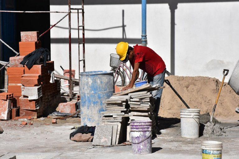 Reinician 30 obras en escuelas, hospitales, centros de salud y edificios entrerrianos