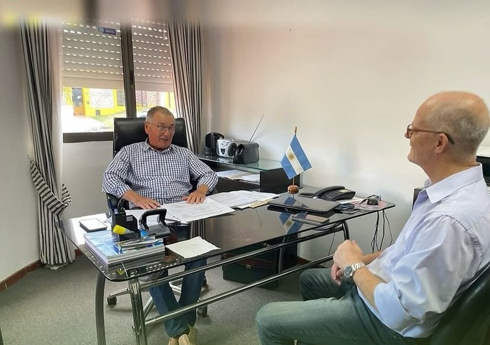 Zanandrea gestiona obras para Santa Ana en CAFESG: Planteó la finalización de la costanera urbana