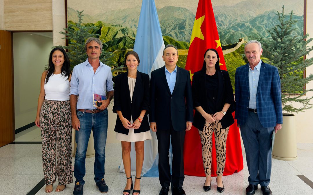 Entre Ríos expone sus productos alimentarios al embajador de la República Popular China