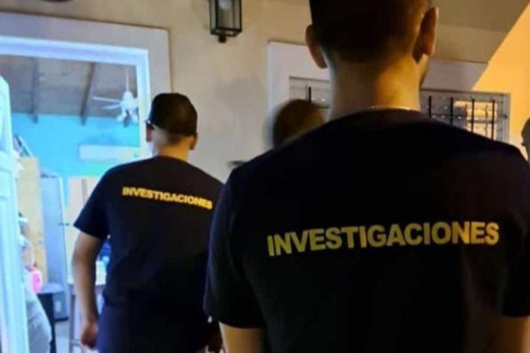 “Pornovenganza”: Una joven viralizó un video íntimo de su pareja con otra mujer y desató una causa con allanamientos