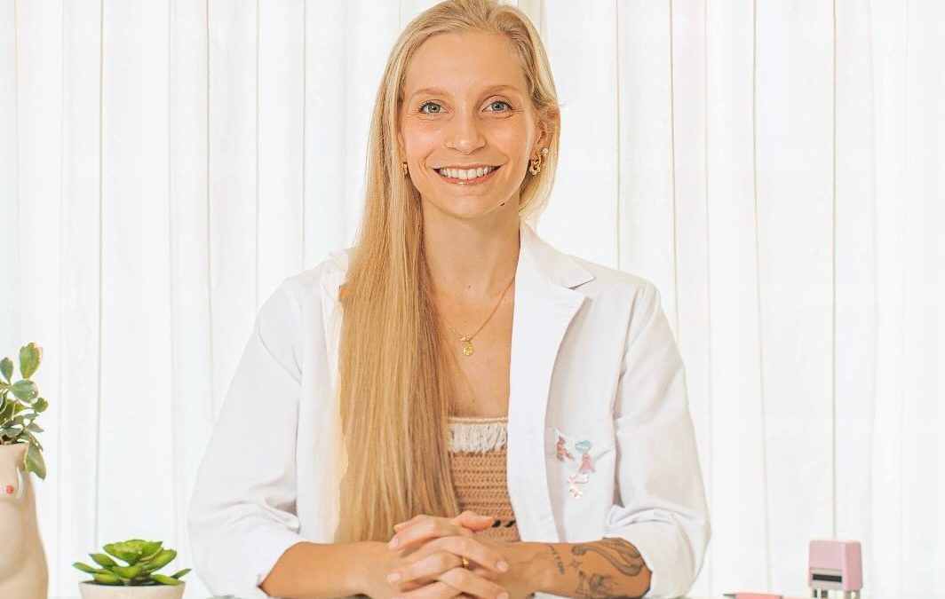 «Ser mujer hoy»: Médica brindará una charla en Santa Ana por el Día Internacional de la Mujer