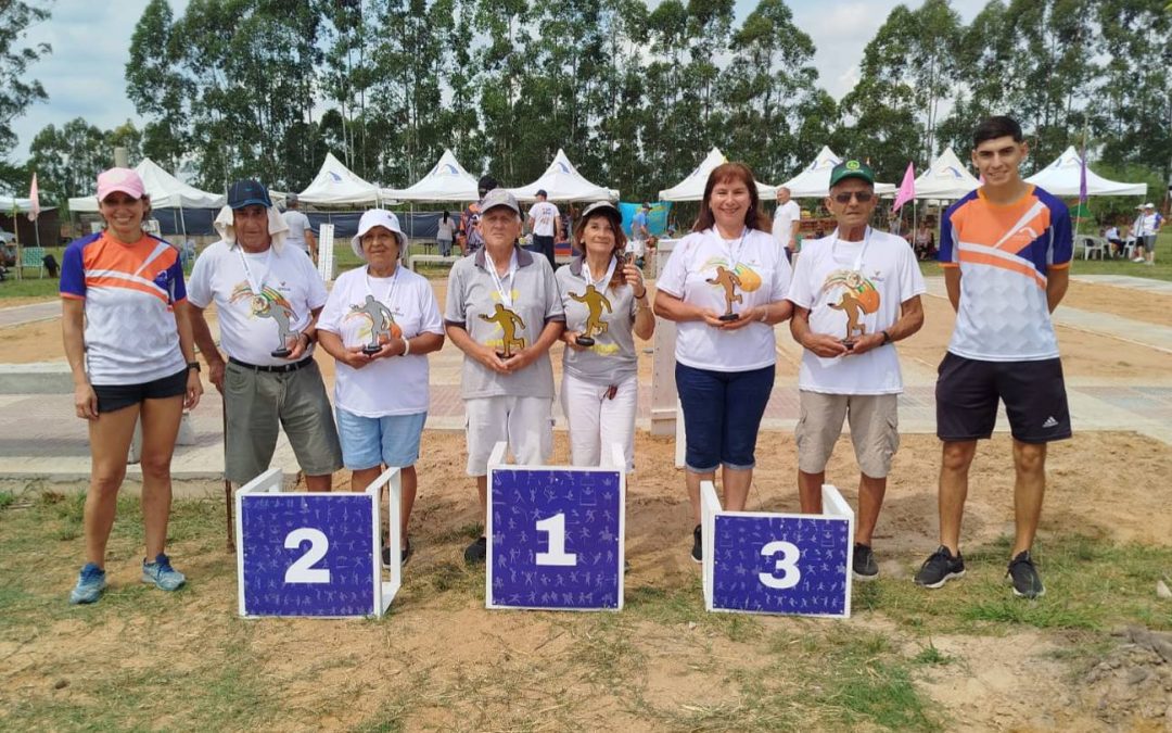 Destacada participación de «Los Amigos» en un torneo de tejo en Chajarí