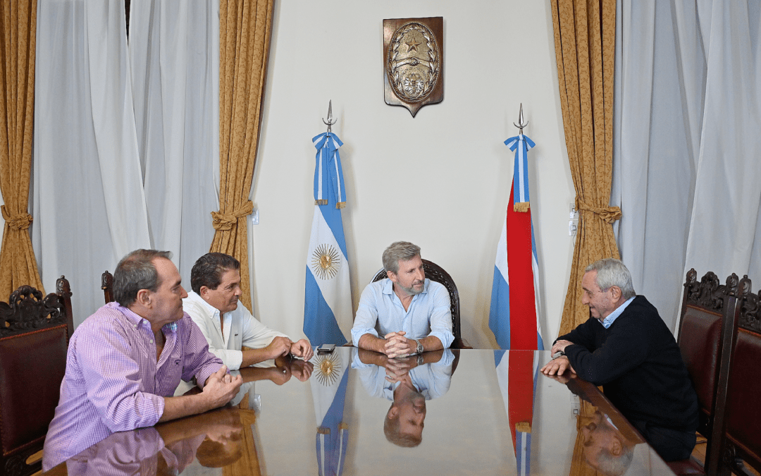 El gobernador se reunió con dirigentes del automovilismo para confirmar que Paraná recibirá al TC y al TC Pick Up