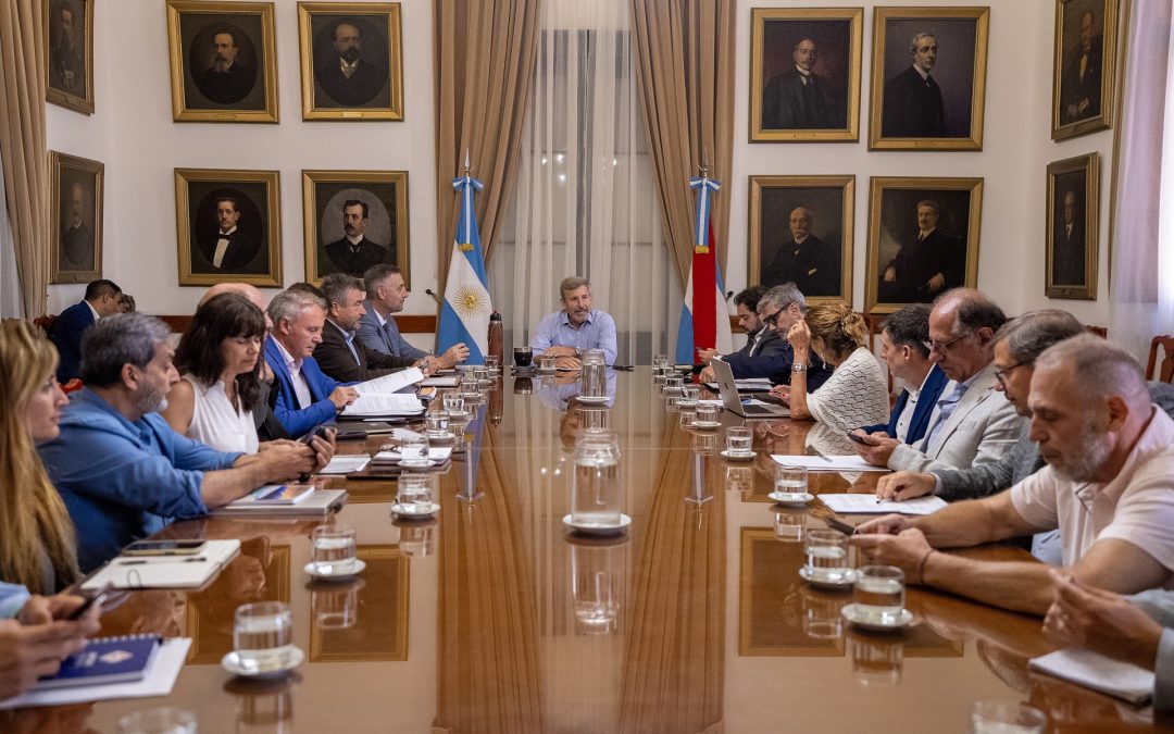 Salud Mental y otros temas de gestión fueron tratados en la reunión de gabinete que encabezó Frigerio