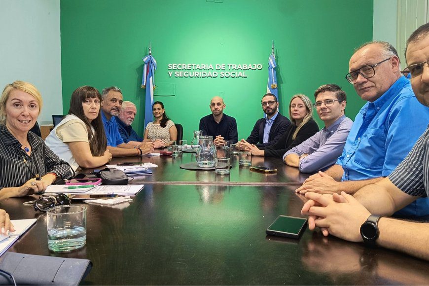 El gobierno provincial y los gremios estatales llegaron a un acuerdo salarial