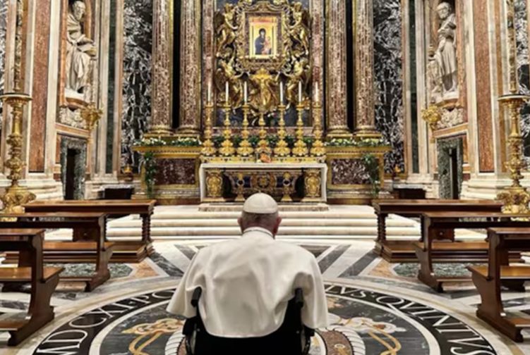 ¿Qué pasará después de la muerte del Papa Francisco y cuándo es el cónclave para elegir su sucesor?