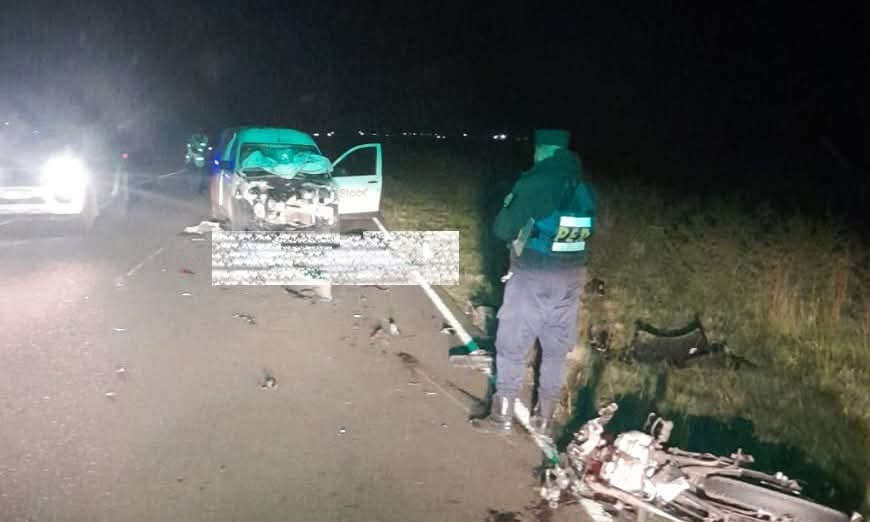 Fatal accidente en Ruta 2: Un joven falleció tras un choque en cercanías de Los Conquistadores