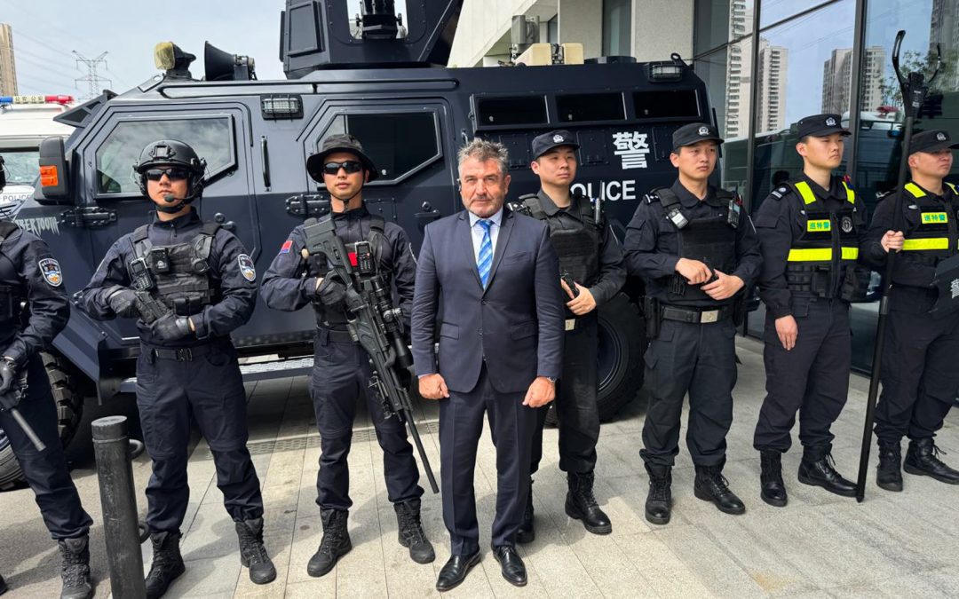 Roncaglia participa del Foro de Cooperación Global de Seguridad Pública en China