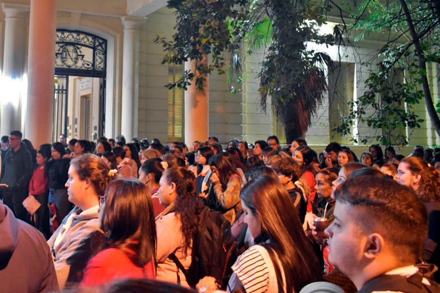 Asamblea resolvió suspender las clases en todos los niveles de una escuela por el mal estado de los sanitarios