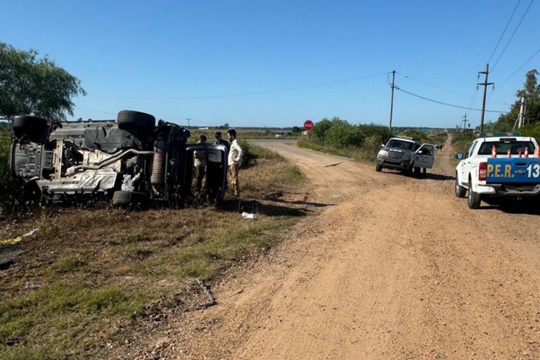Autovía 14: Conductor perdió el control de su vehículo y volcó en cercanías del acceso a Federación