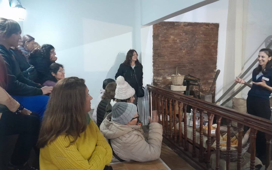 Turistas bonaerenses visitaron el Museo del Molino Harinero «Polo Olivetti» y otros atractivos de la zona