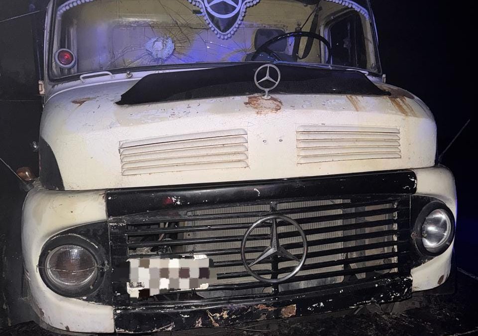 Accidente entre dos camiones en Federación dejó varios trabajadores heridos: Un joven con lesiones graves fue derivado a Concordia